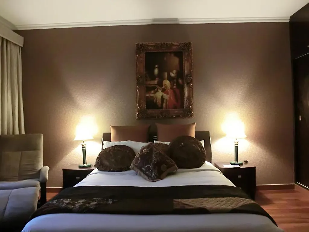 Al Muraqabat Plaza Hotel Apartments Dubai